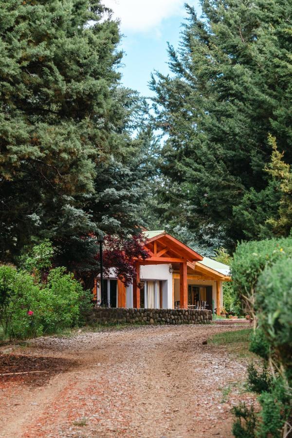 Estancia Quillen Lodge - Hosteria Alumine Luaran gambar